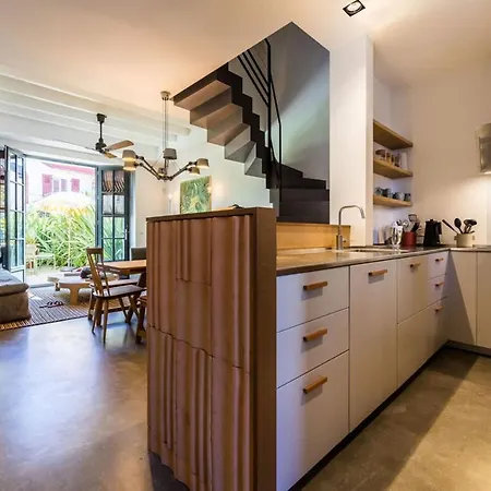 Jungle Keyweek Townhouse With Terrace And Garden Holiday home